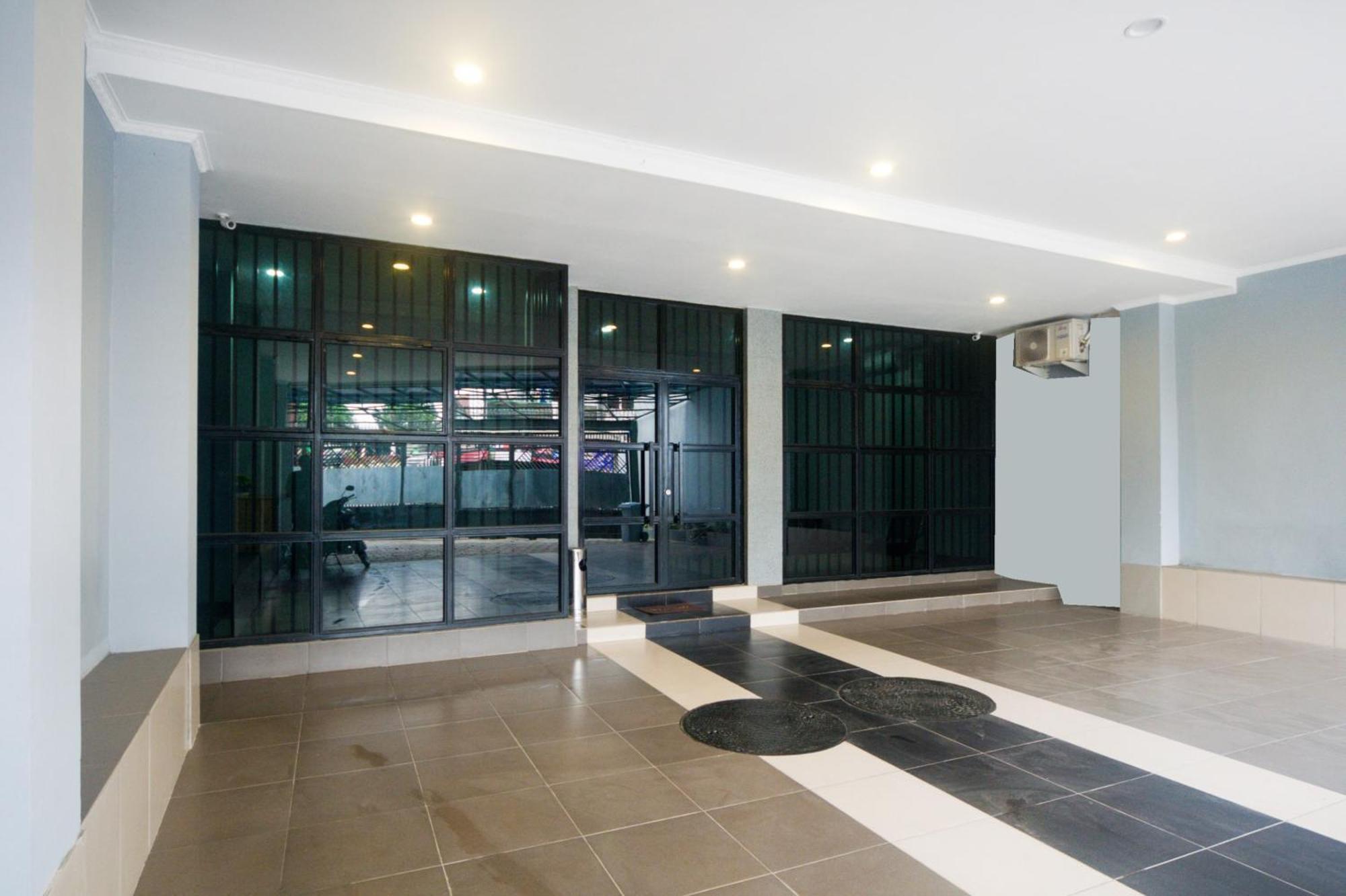 Mencil Super Oyo 3354 Homia Residence מראה חיצוני תמונה
